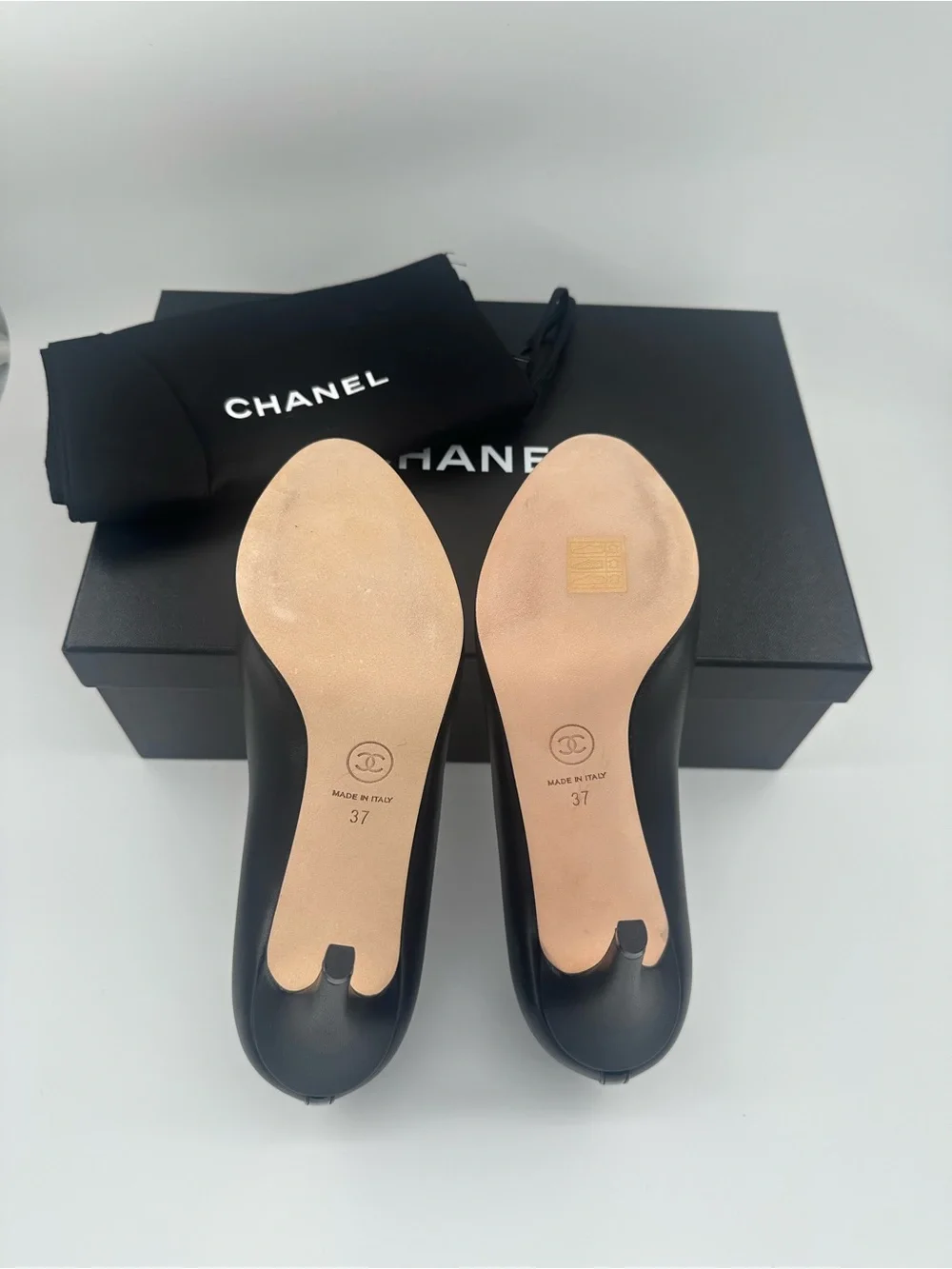 CHANEL Classic Black Cap-Toe Pumps EU 37 | Never Worn | Box & Dust Bag